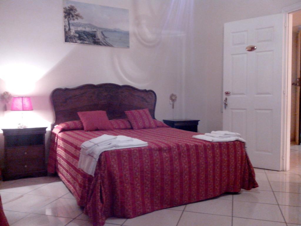 Bed & Breakfast Napoli Centrale Rom bilde